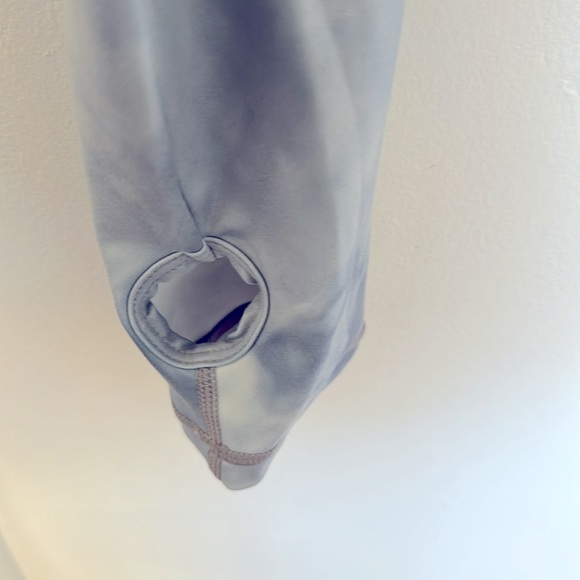 AYBL women’s core long sleeve crop top. Size Large - Picture 4 of 5